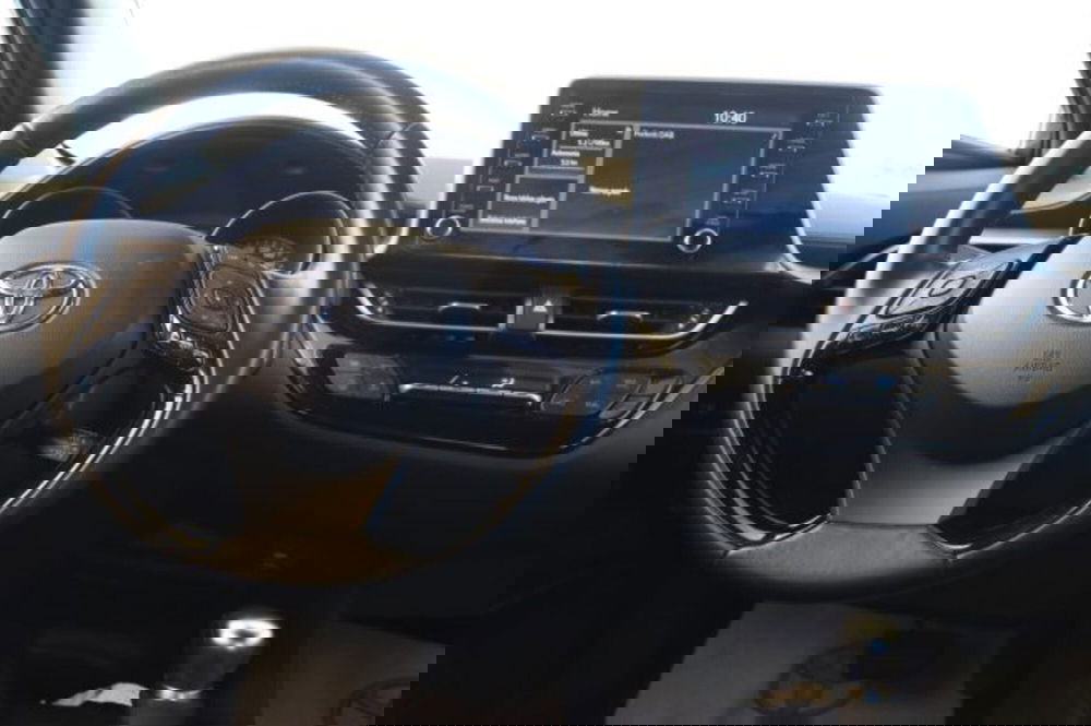 Toyota Toyota C-HR usata a Roma (10)