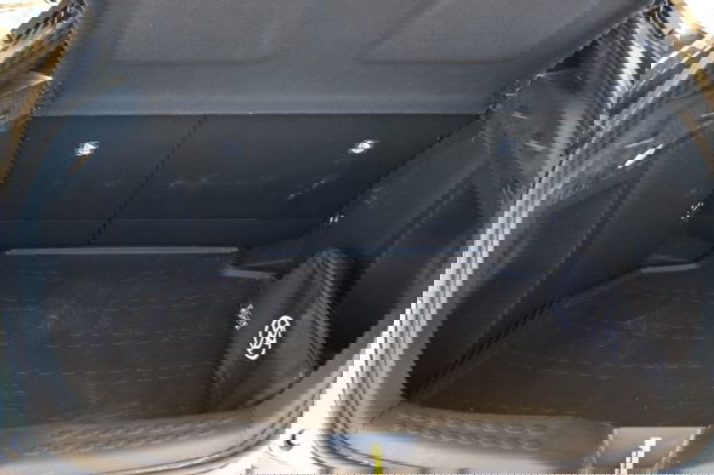 Toyota Toyota C-HR usata a Roma (11)