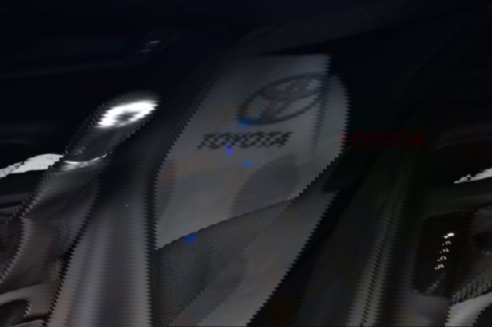 Toyota Toyota C-HR usata a Roma (16)