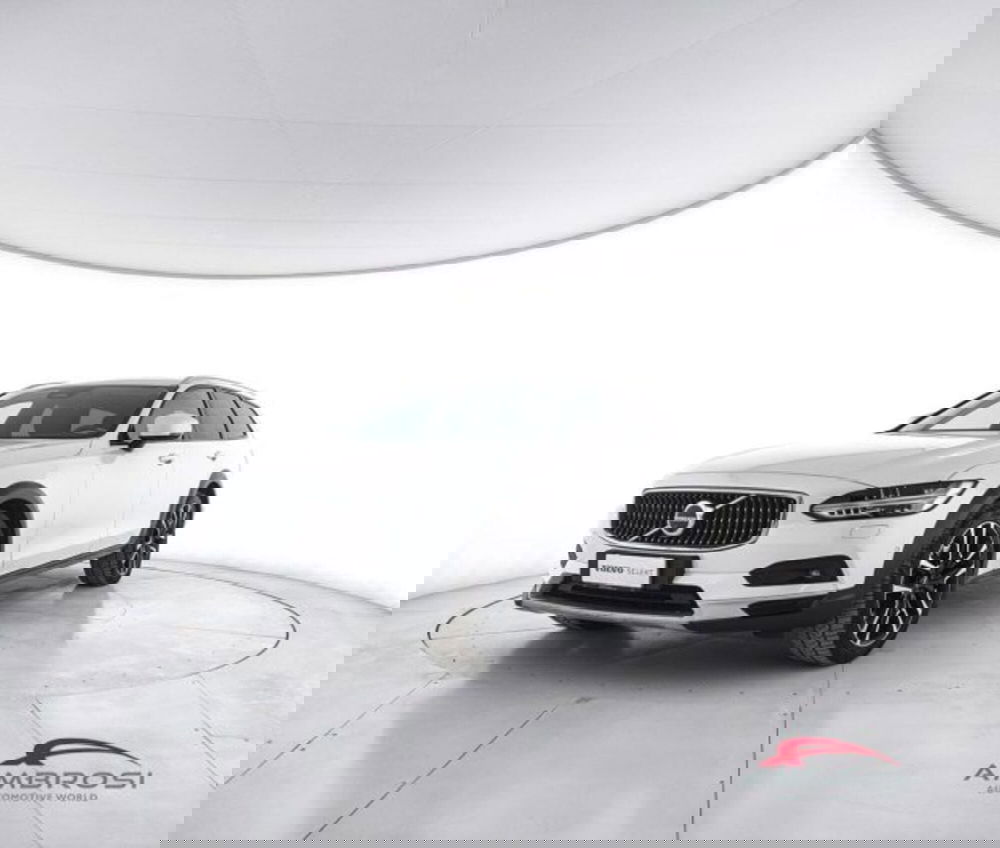 Volvo V90 Cross Country usata a Perugia