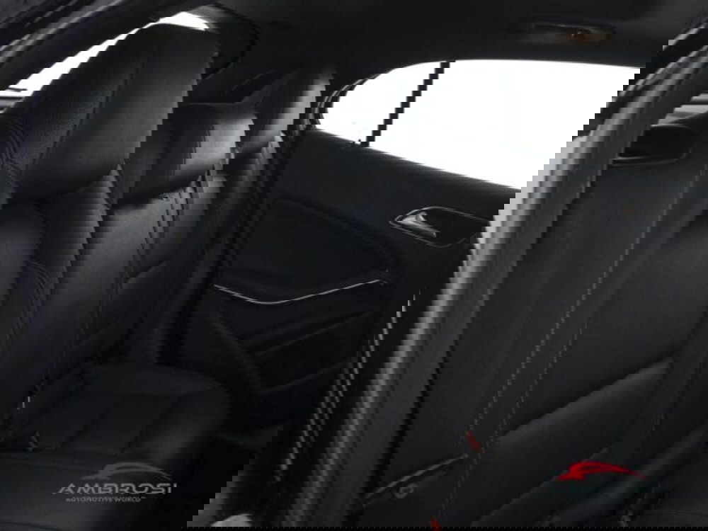 Mercedes-Benz GLA SUV usata a Perugia (11)