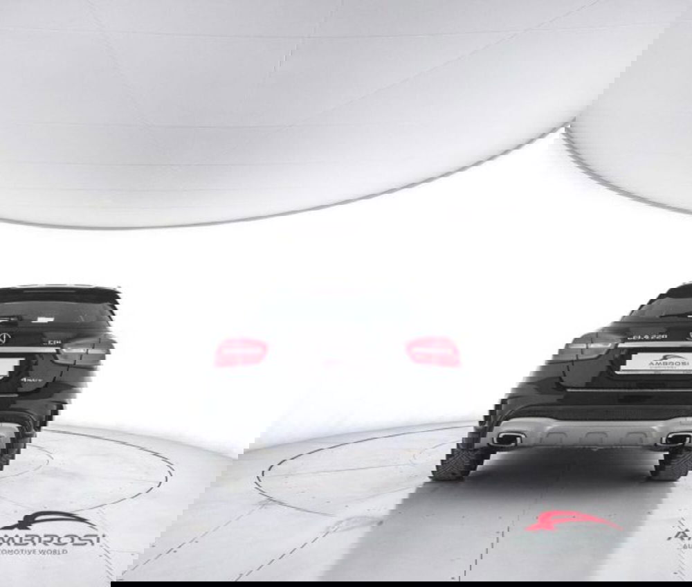 Mercedes-Benz GLA SUV usata a Perugia (6)