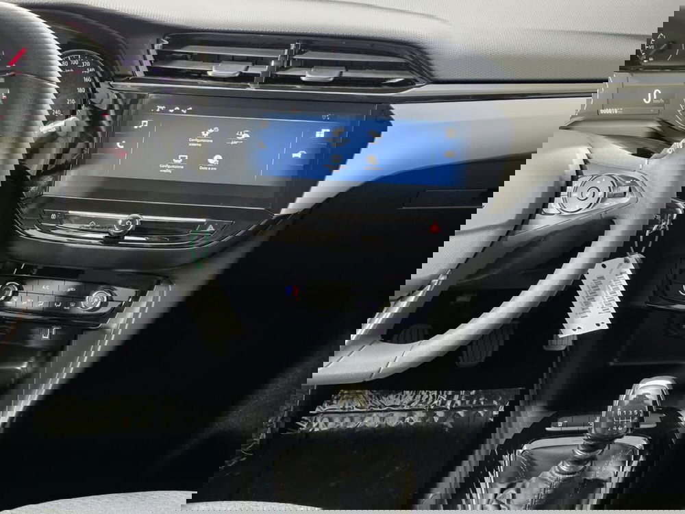 Opel Corsa nuova a Sondrio (13)