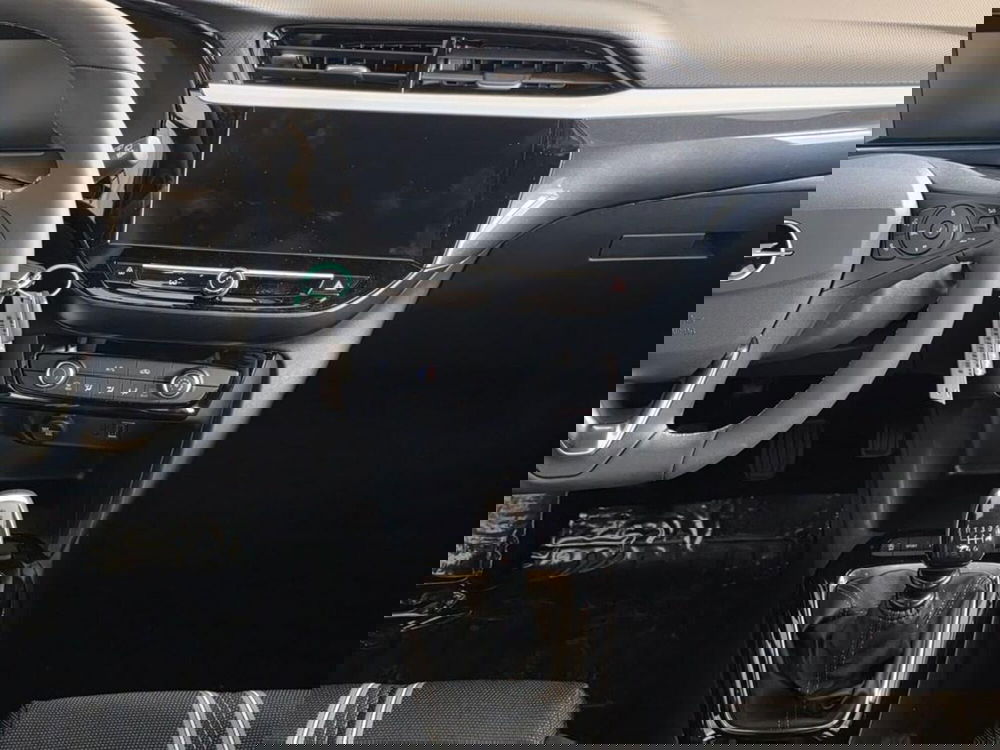 Opel Corsa nuova a Sondrio (13)