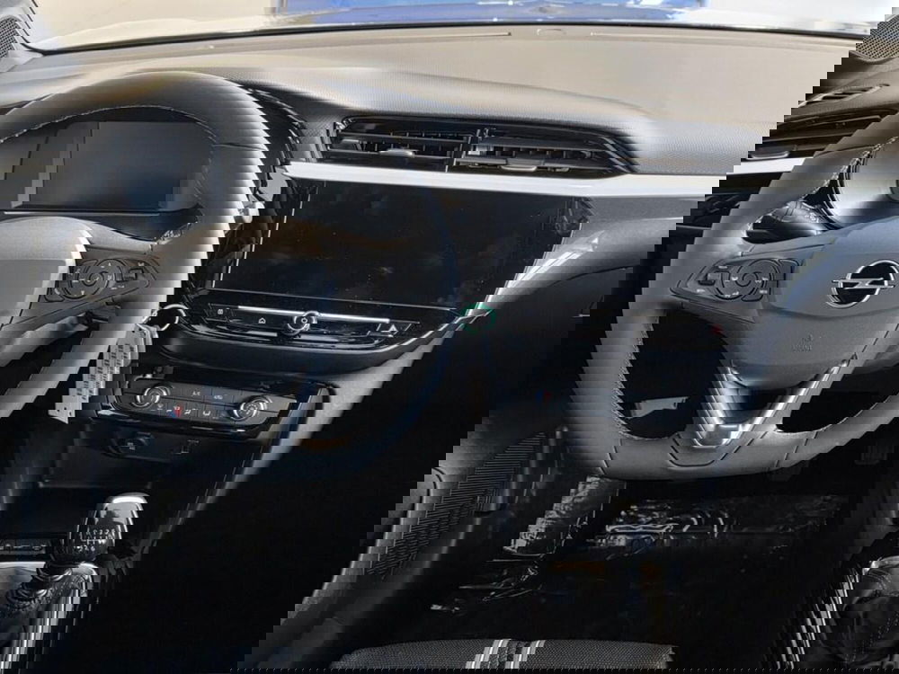 Opel Corsa nuova a Sondrio (14)