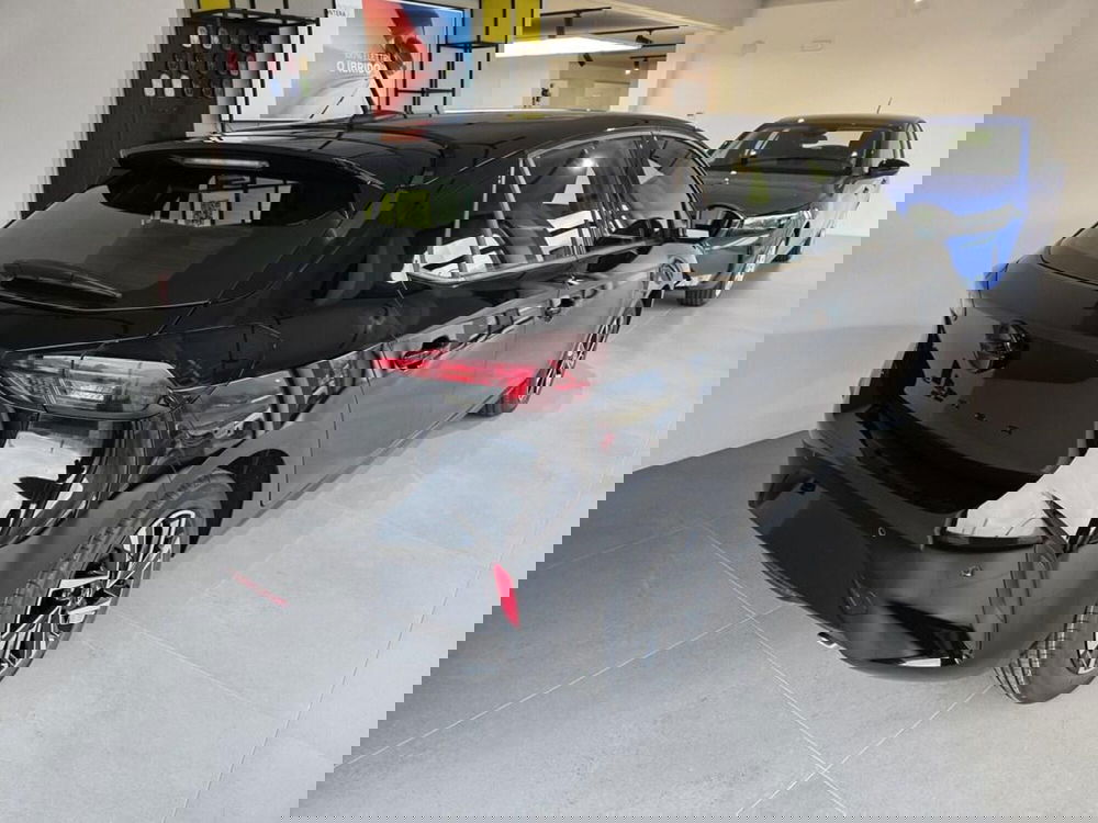 Opel Corsa nuova a Sondrio (5)