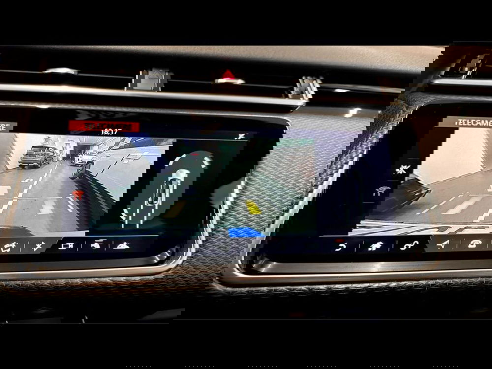 Land Rover Range Rover Velar usata a Varese (11)