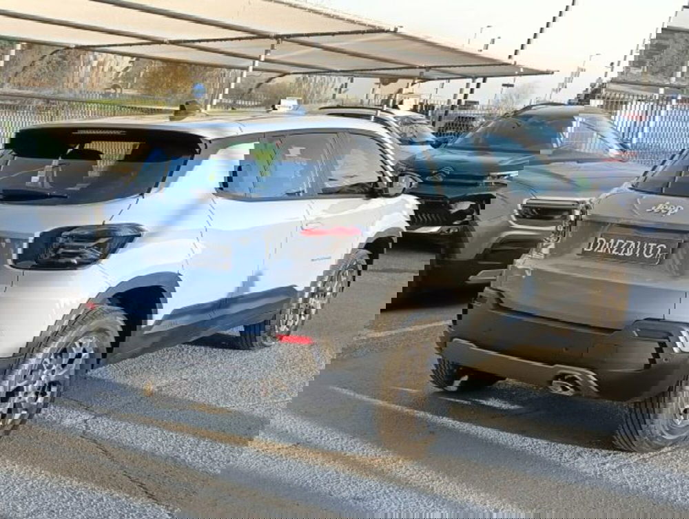 Jeep Avenger nuova a Brescia (5)