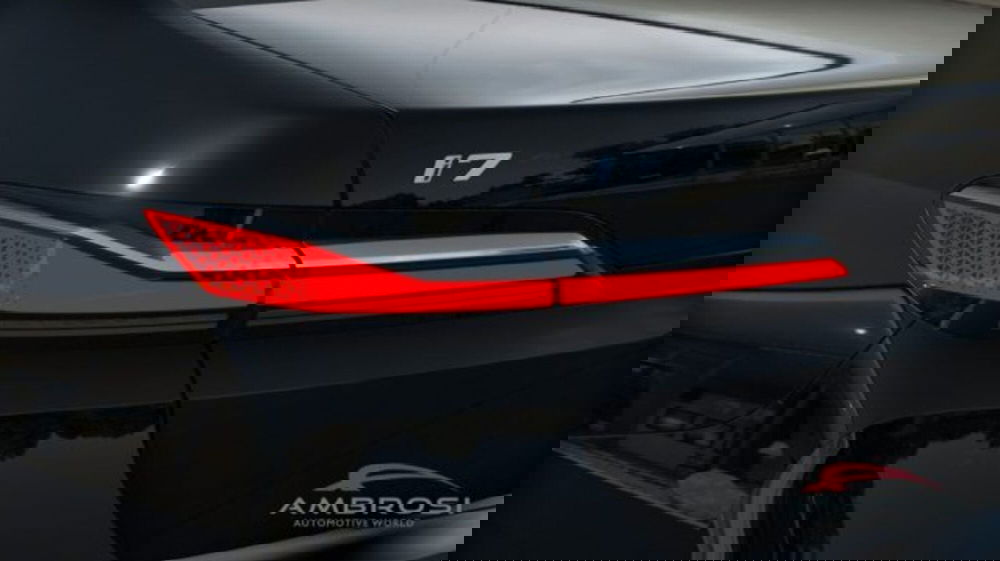 BMW i7 nuova a Perugia (7)