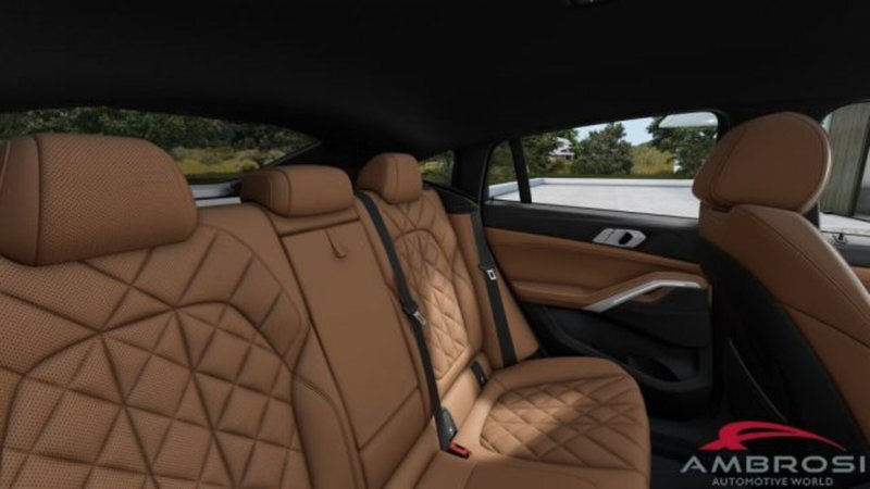 BMW X6 nuova a Perugia (11)