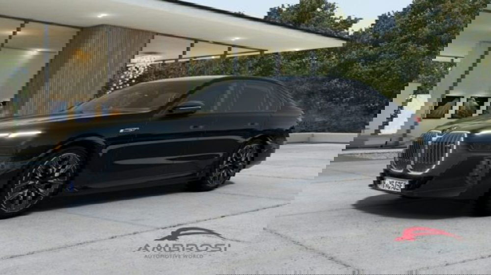 BMW i7 nuova a Perugia