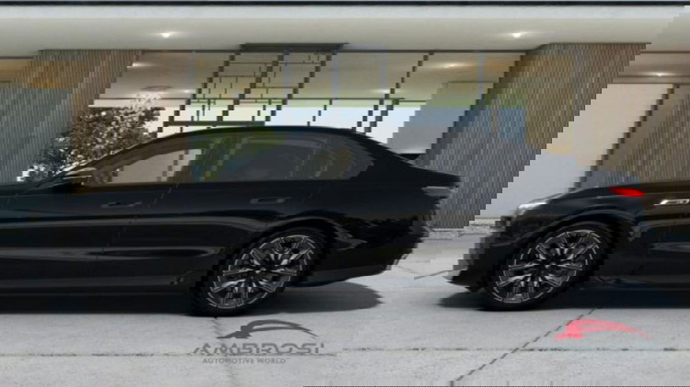 BMW i7 nuova a Perugia (3)