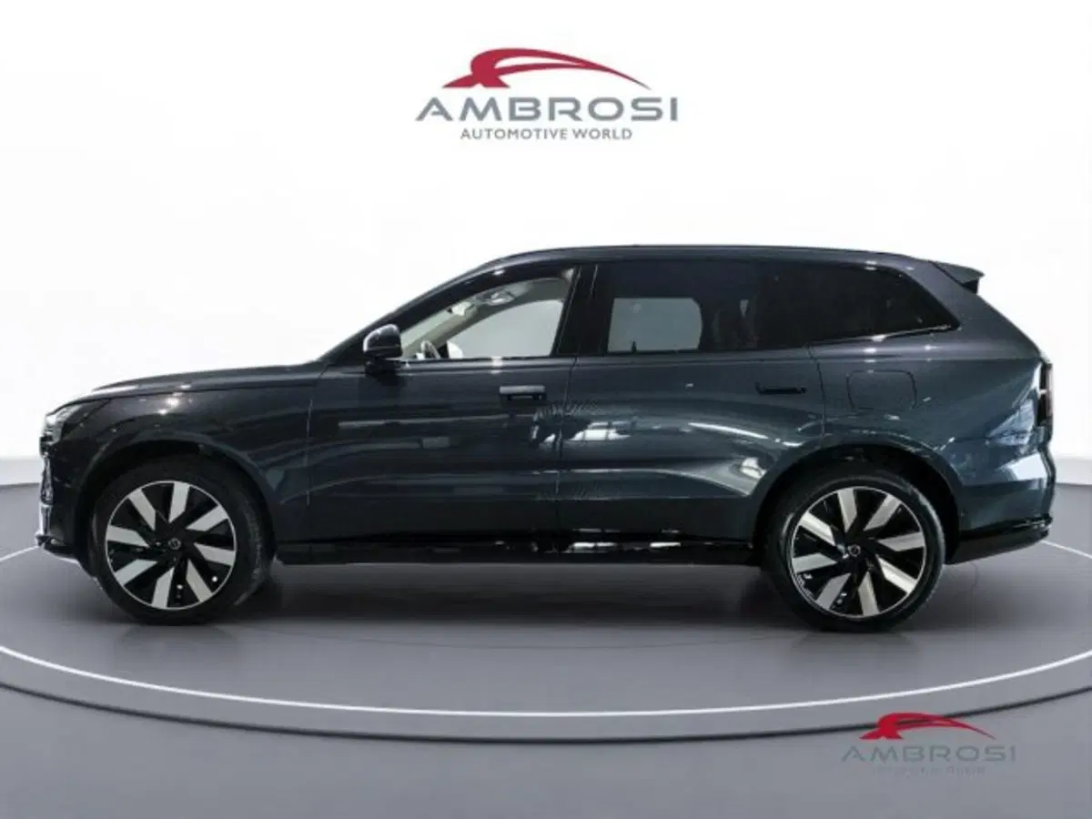 Volvo EX90 nuova a Perugia (5)