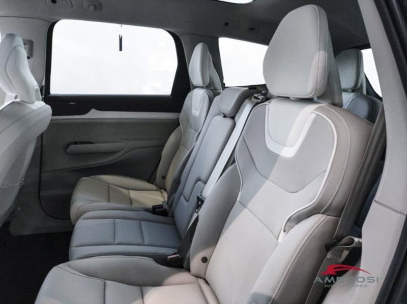 Volvo EX90 nuova a Perugia (7)