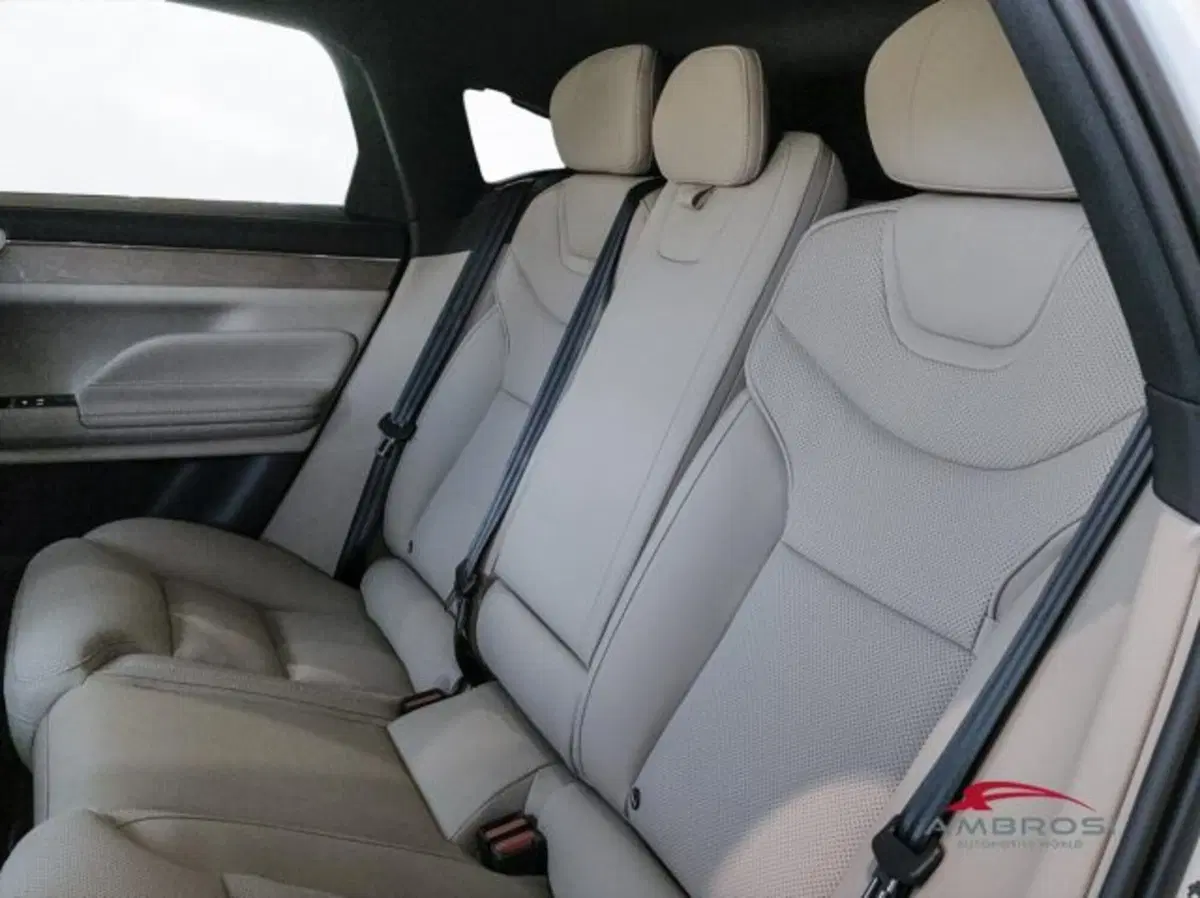 Volvo ES90 nuova a Perugia (7)