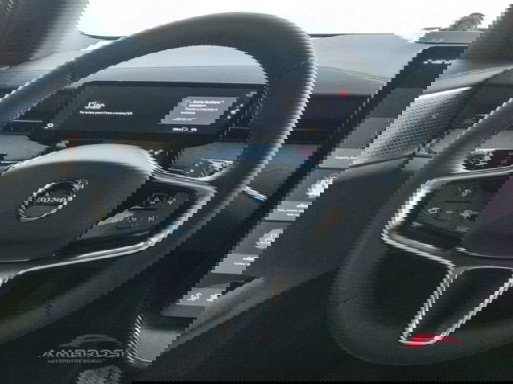 Volvo ES90 nuova a Perugia (9)