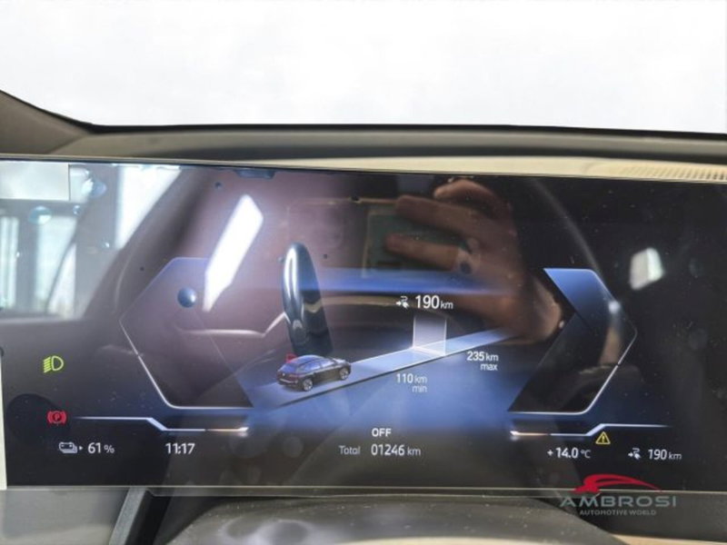 BMW iX usata a Perugia (12)