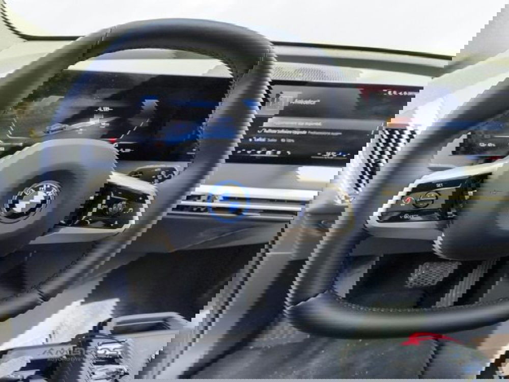 BMW iX usata a Perugia (14)