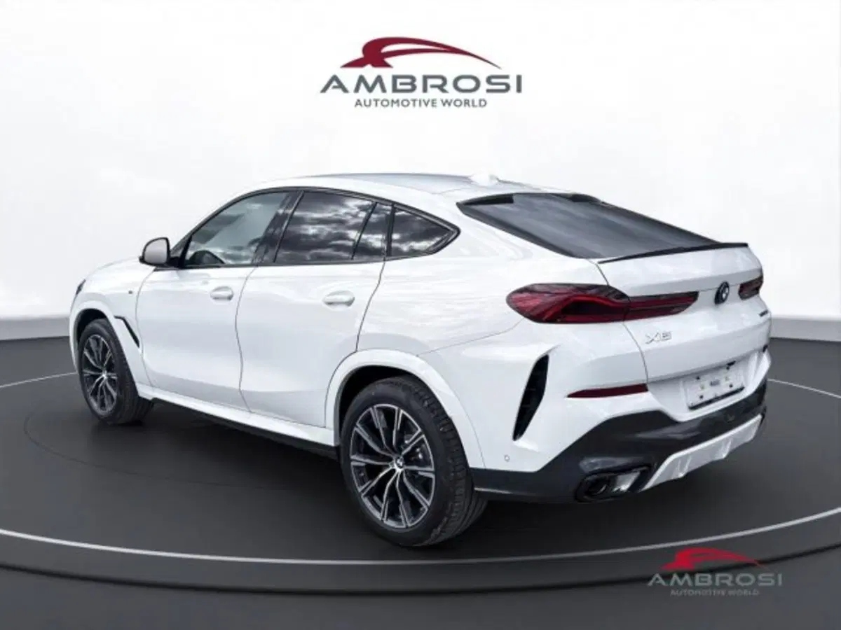 BMW X6 nuova a Perugia (4)