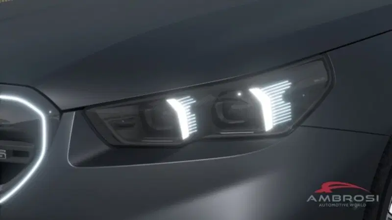 BMW Serie 5 Touring nuova a Perugia (6)