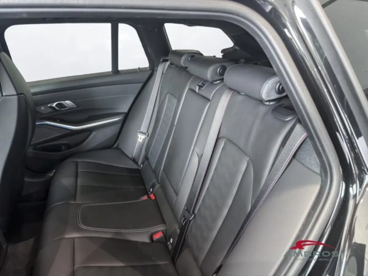 BMW Serie 3 Touring nuova a Perugia (10)