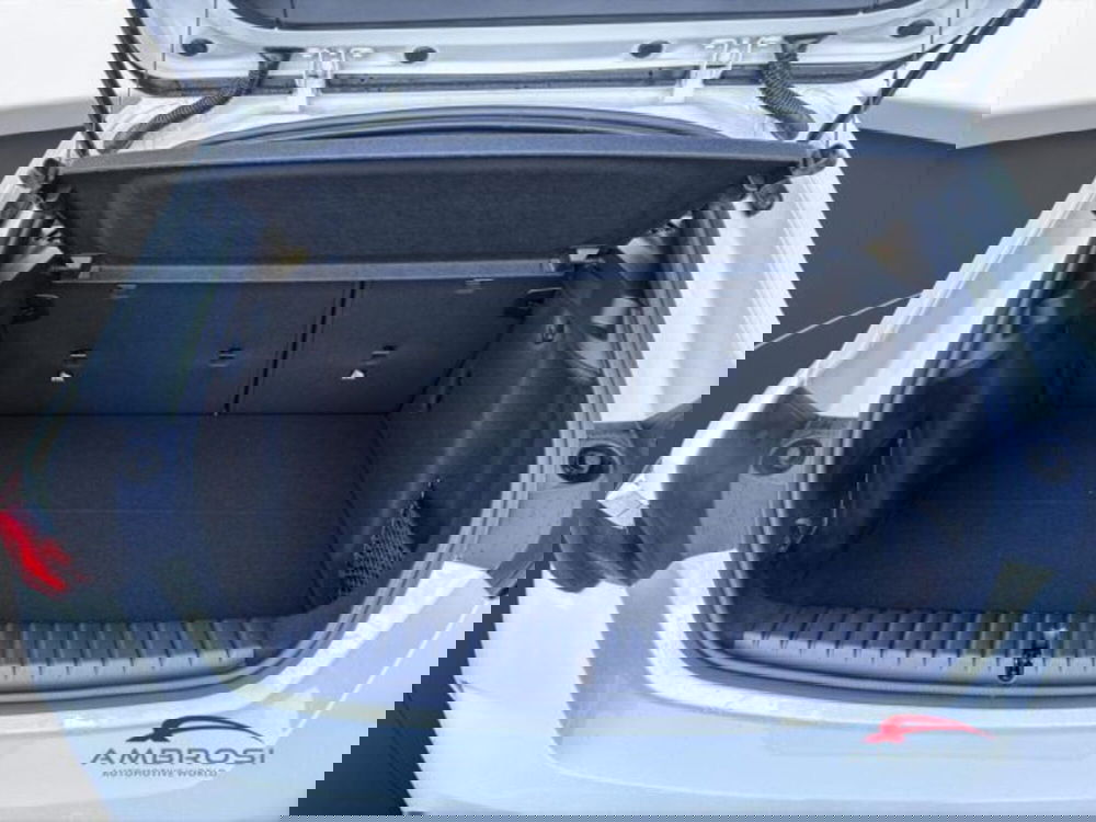 BMW Serie 1 nuova a Perugia (9)