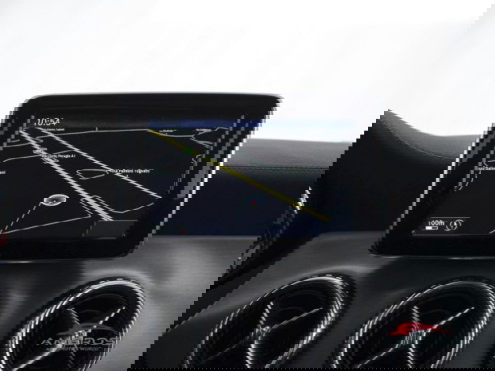 Mercedes-Benz GLA SUV usata a Perugia (15)