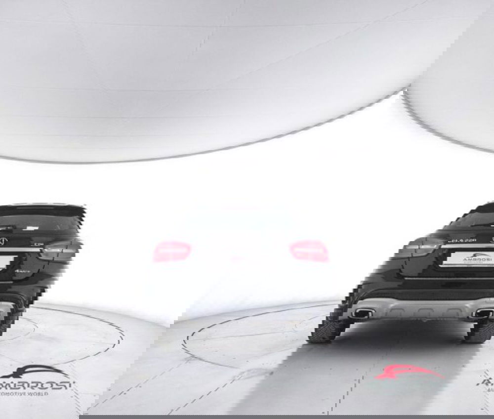 Mercedes-Benz GLA SUV usata a Perugia (6)