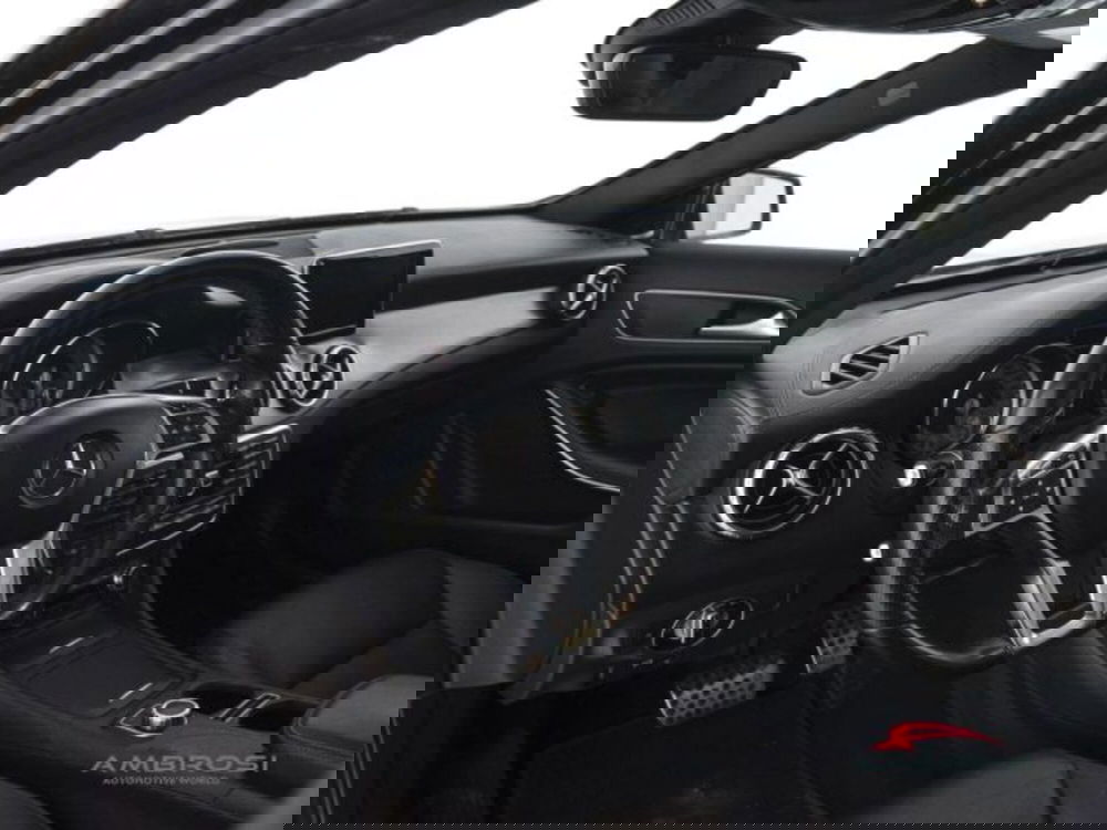 Mercedes-Benz GLA SUV usata a Perugia (8)