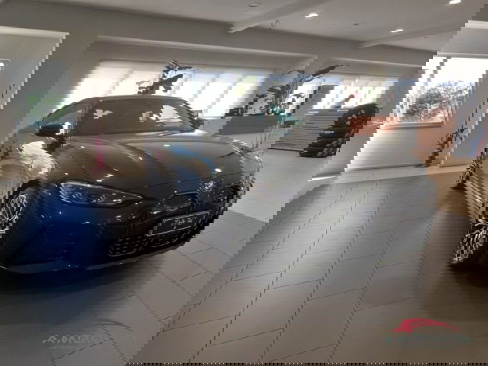 BMW i4 nuova a Perugia