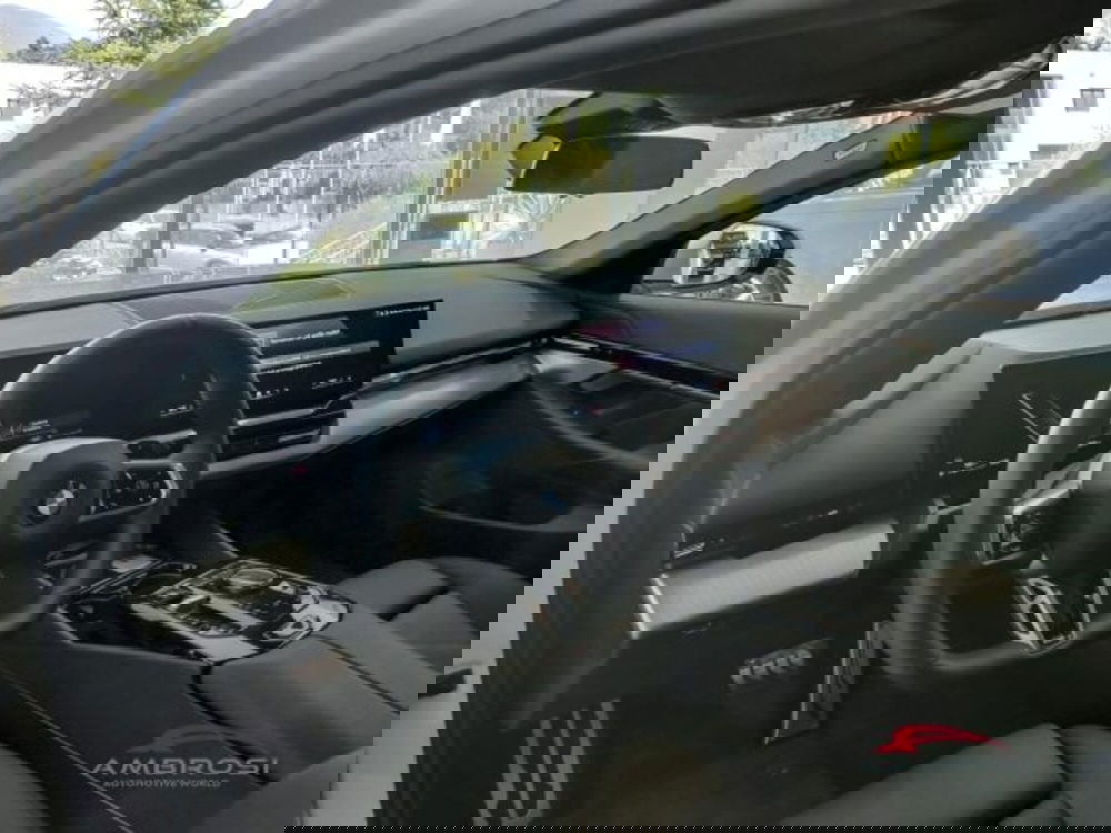 BMW Serie 5 nuova a Perugia (7)