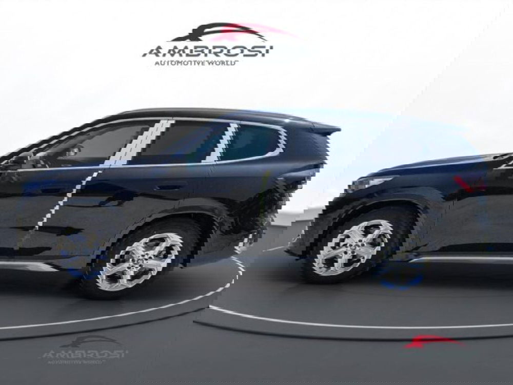 BMW iX1 usata a Perugia (6)