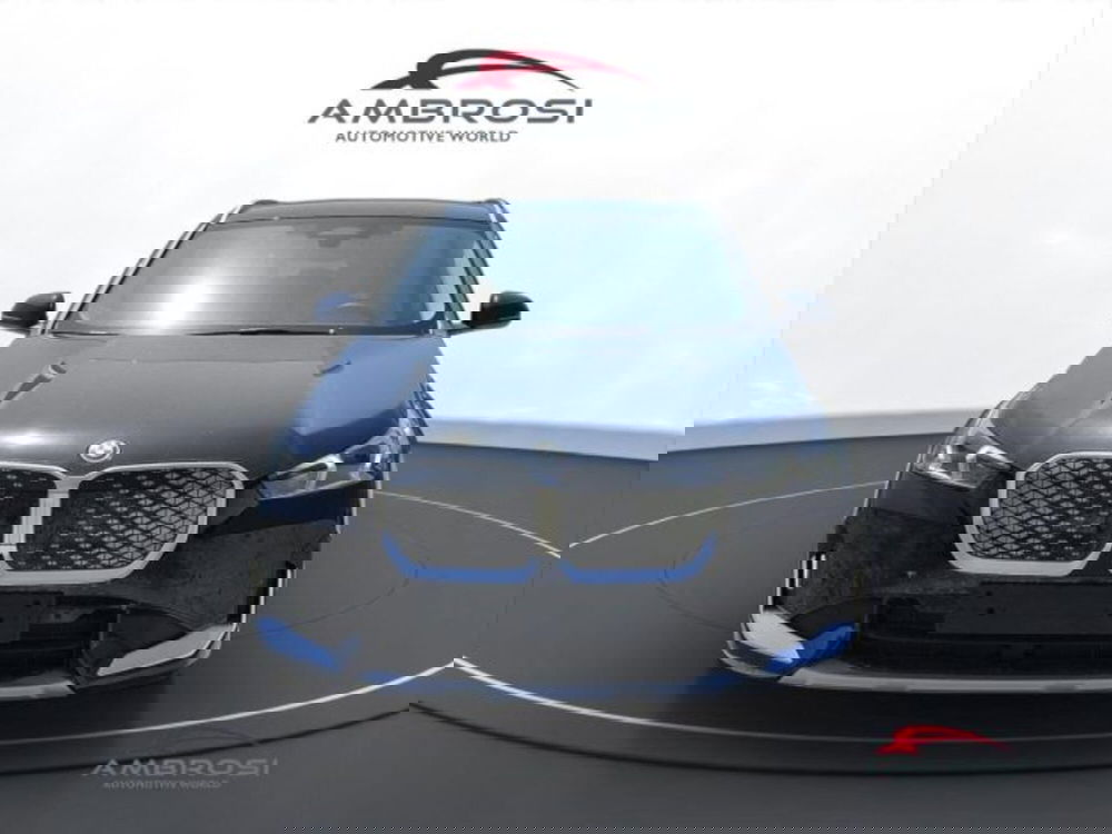 BMW iX1 usata a Perugia (7)