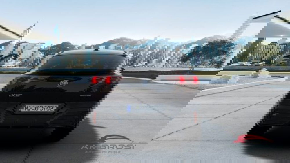 BMW iX2 nuova a Perugia (5)