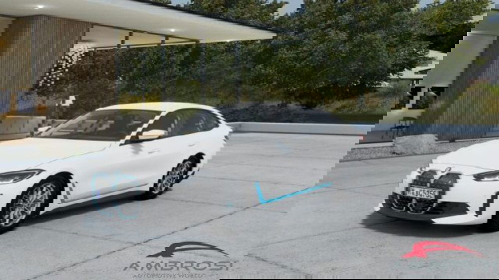 BMW i4 nuova a Perugia