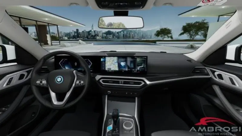 BMW i4 nuova a Perugia (9)