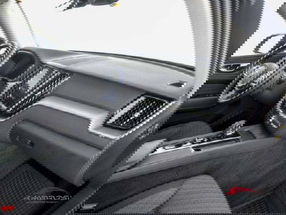 Volvo XC60 usata a Perugia (12)