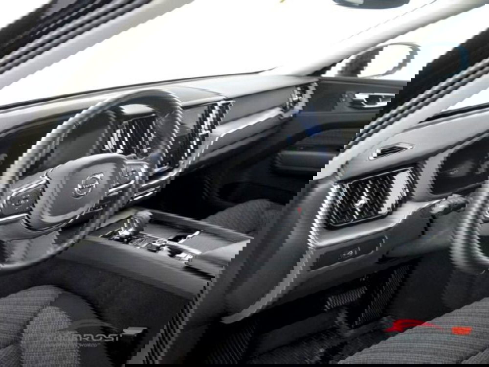 Volvo XC60 usata a Perugia (8)