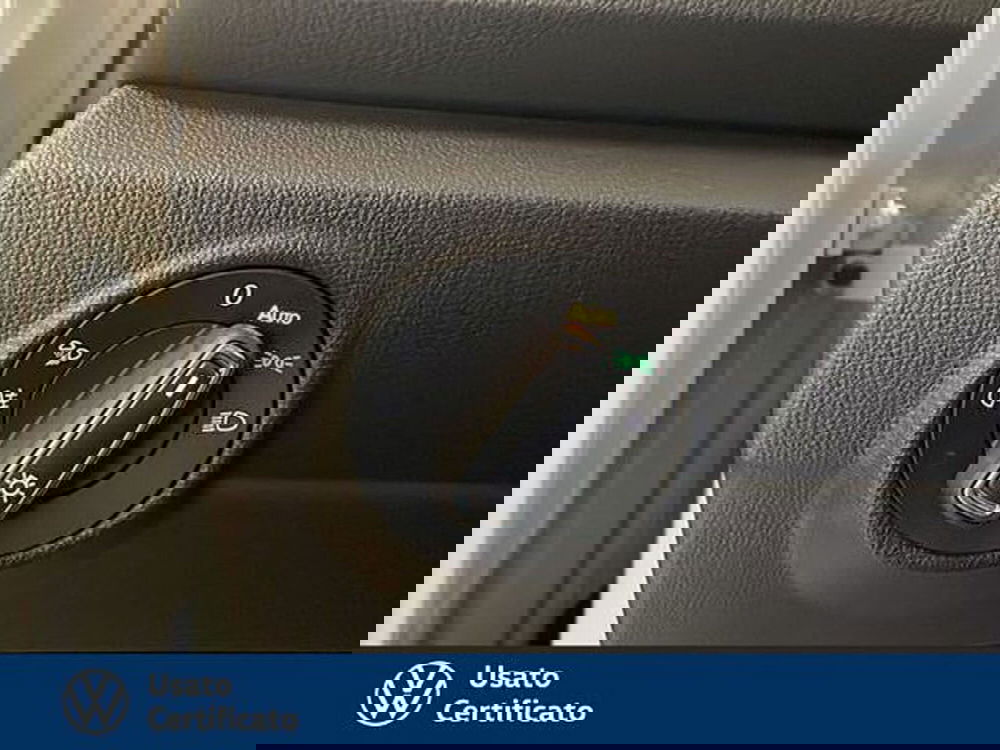 Volkswagen T-Roc usata a Vicenza (15)