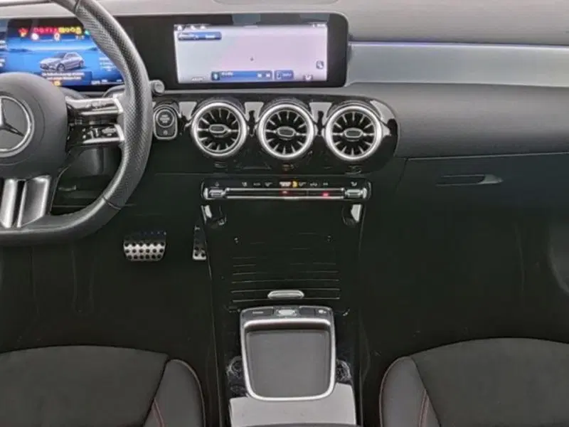 Mercedes-Benz Classe A usata a Milano (6)