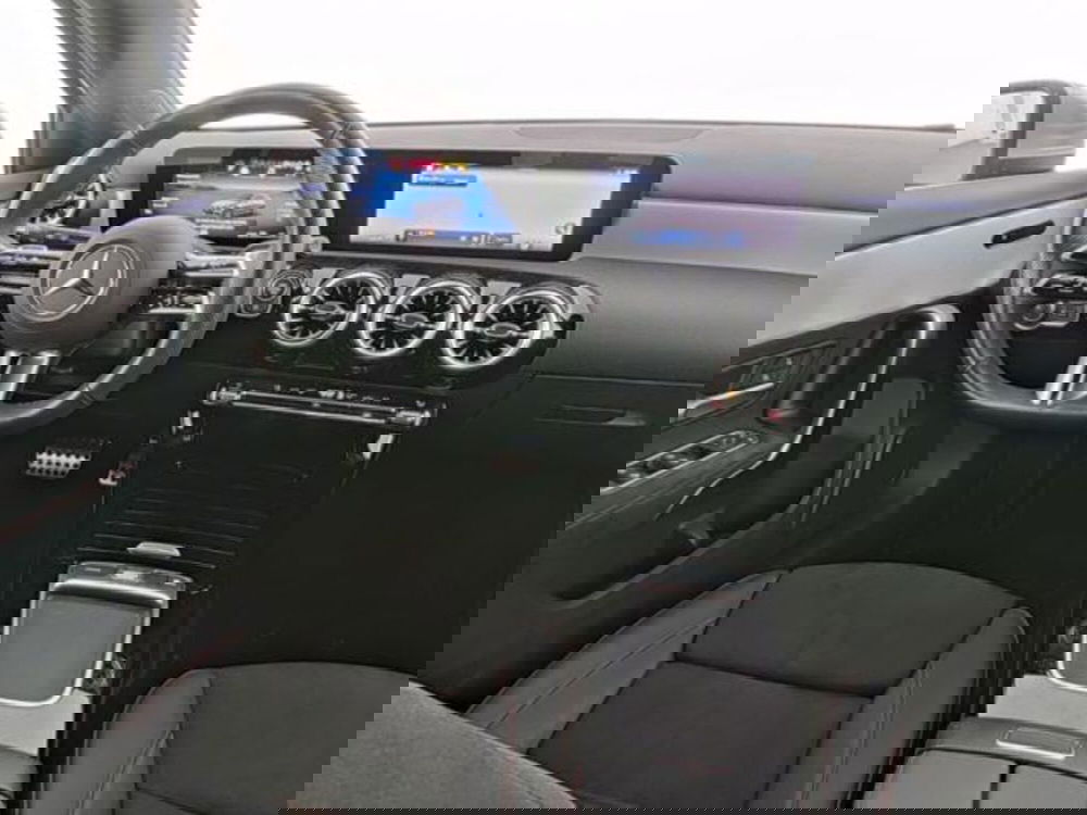 Mercedes-Benz Classe A usata a Milano (7)