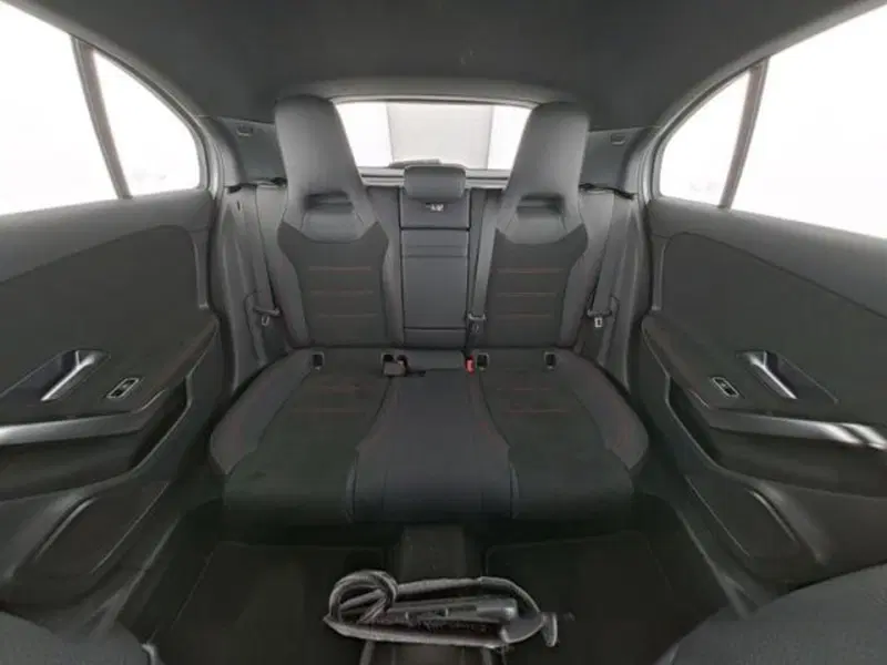 Mercedes-Benz Classe A usata a Milano (9)