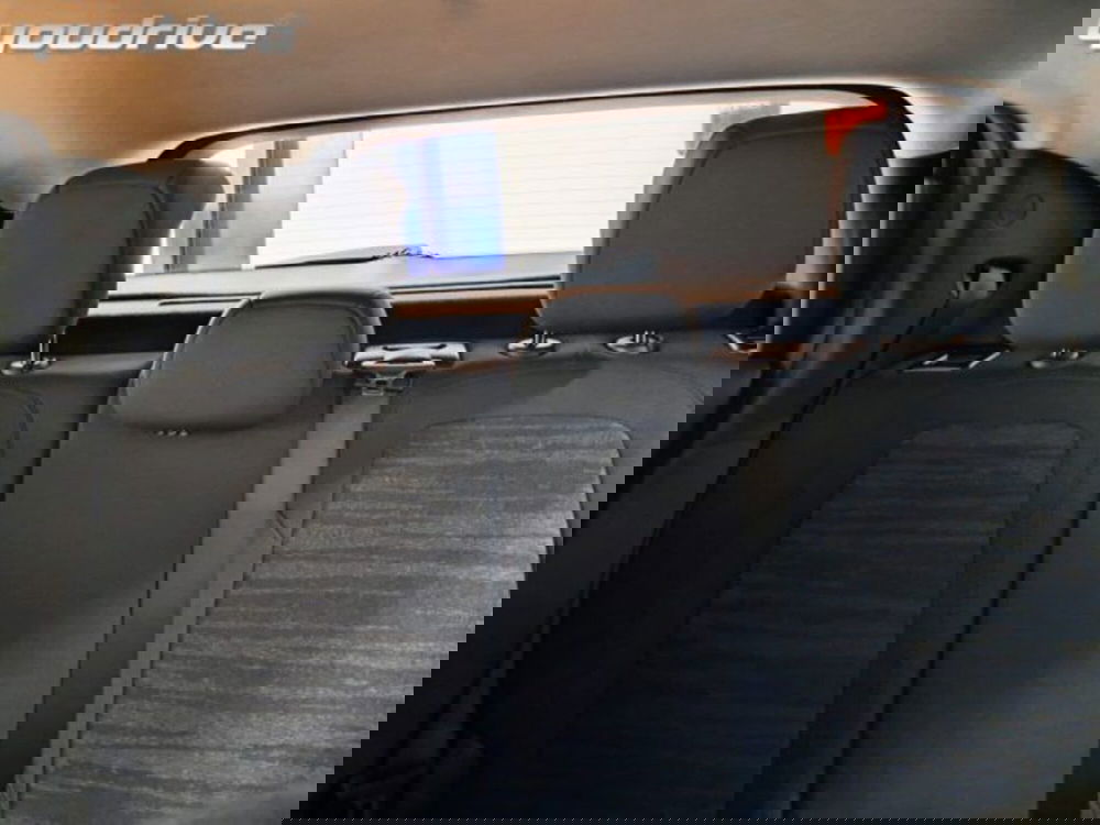 Jeep Avenger nuova a Napoli (20)