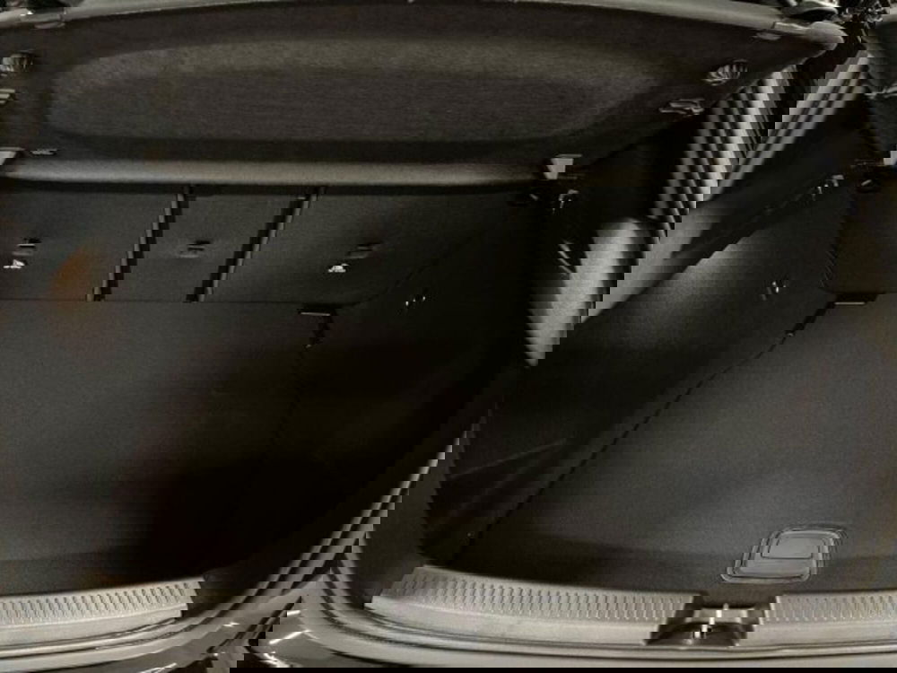 Mercedes-Benz Classe A Sedan nuova a Verona (13)