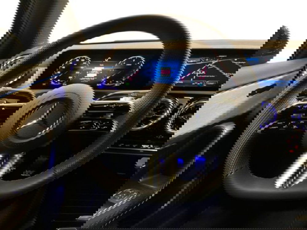 Mercedes-Benz Classe A Sedan nuova a Verona (11)