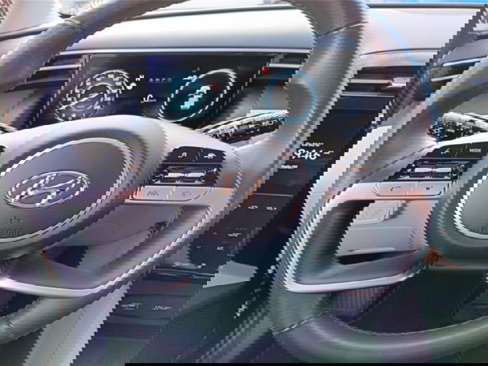 Hyundai Tucson usata a Bari (15)