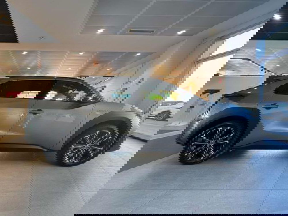 Toyota bZ4X usata a Sassari (4)