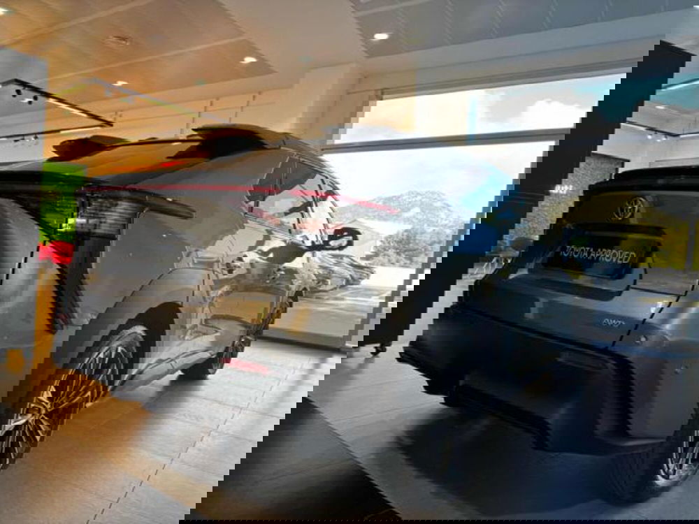 Toyota bZ4X usata a Sassari (5)