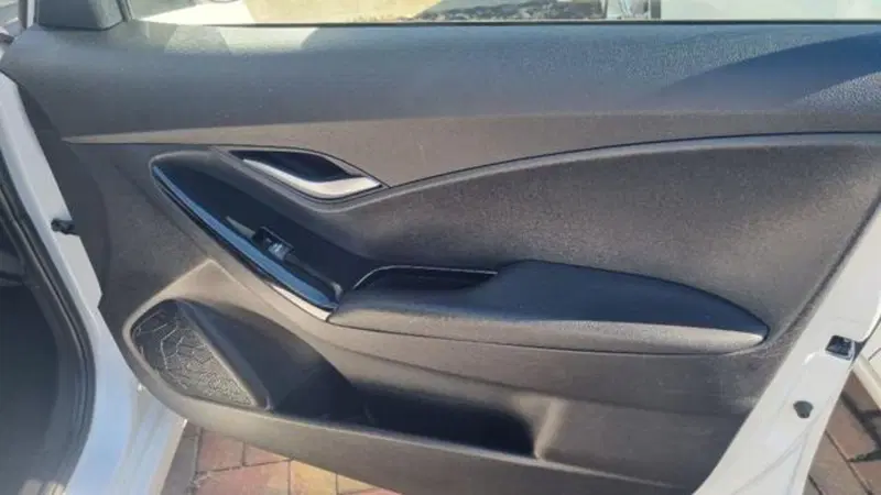 Hyundai ix20 usata a Savona (14)