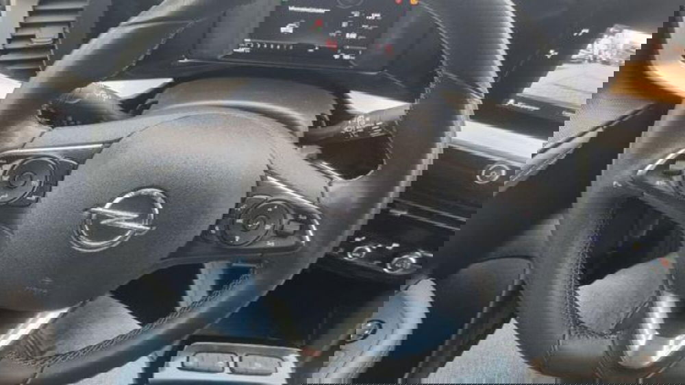 Opel Mokka usata a Savona (10)